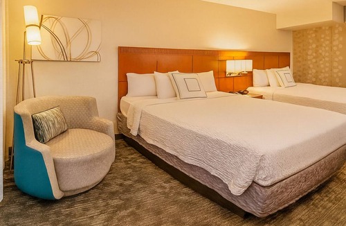Rosslyn Hotel | Paws-friendly Unit Near The Capitol! w/Self Parking, Picnic Area