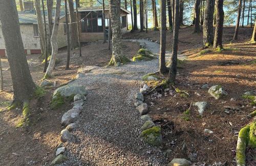 Mount Desert House | Peaceful 2BR Lakefront Cabin w/New Dock