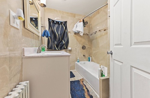 Hackensack House | Peaceful 5-bedroom house with AC in welcoming Hackensack