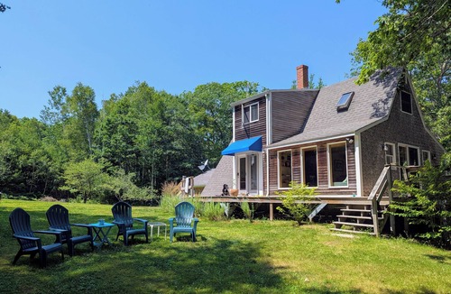Bremen Ski Chalet | Peaceful & Cozy, A Maine Retreat