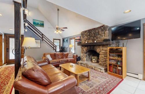Birch Hill House | Peaceful Home