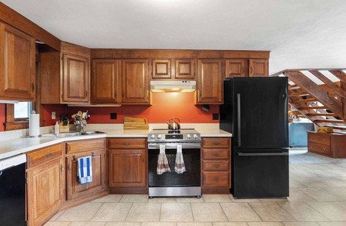 New Durham House | Peaceful Lakefront Retreat Stunning Views Hot Tub Private Dock