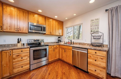 Swanton House | Peaceful Lakefront w/Fireplace & Views