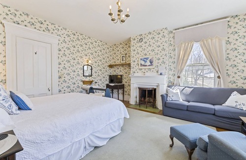 Limerick Bed & Breakfast | Peaceful Maine B&B Room Cozy Stay + Farm-Fresh Breakfast Room 5