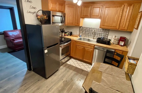 Simsbury Center House | Peaceful & Private house in charming Simsbury. No pets