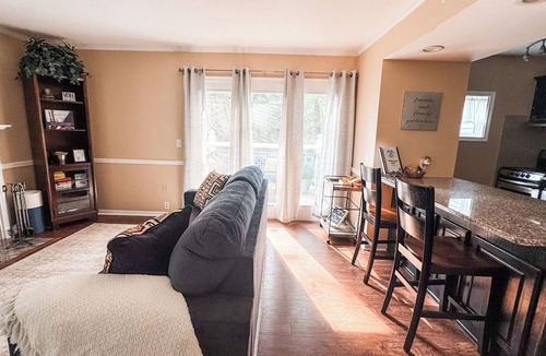 Norwich Villa | PEACEFUL SPA ESCAPE MINUTES TO MOHEGAN SUN CASINO