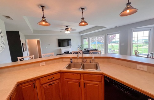 Rumsey House | Peaceful - View - Close to Owensboro - Modern Farmhouse