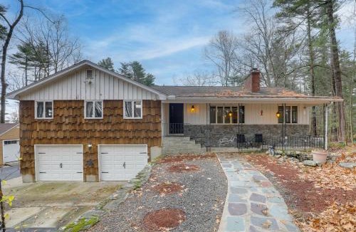 Salem House | Peek-a-Boo Lake Views & Yard: Windham Home