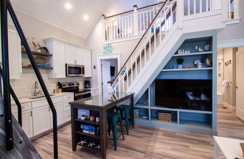 Celina Cabin | Pelican`s Perch - 1 Bed/2 Loft Lakeside Cottage!