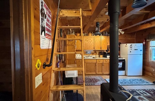 Sangerville Cabin | Perfect 4-bedroom cabin with direct ATV access to Newport/Dover Rail Trail