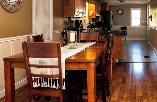 Coal Run House | Perfect Family Getaway: 4-Bedroom Home in the Country