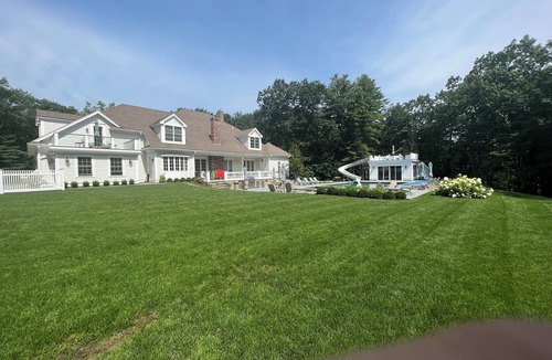 Dover House | Perfect World Cup Home Base. 30 Min From Logan Airport and 22 Min to Gillette.