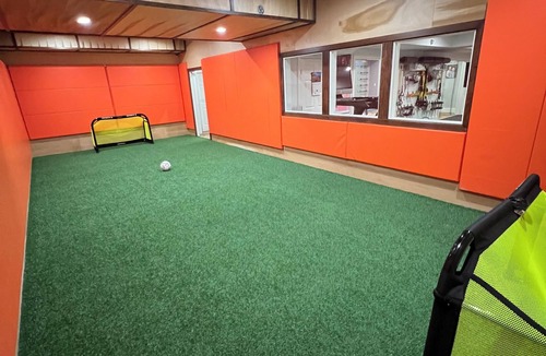 Dover House | Perfect World Cup Home Base. 30 Min From Logan Airport and 22 Min to Gillette.