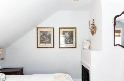 Sherman House | Perfection in Litchfield County, Cozy 5 Bedroom with Pool. Close to everything