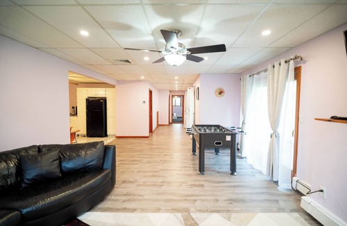 Westwood Apartment | Perfectly Located & Comfy Suite - Summer Best !