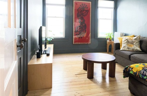 Hudson House | Pet friendly, cozy home walking distance to everything Hudson has to offer.