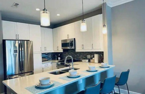 Great Neck Apartment | Pet-Friendly, Luxury Full-Amenities Apartment in Great Neck