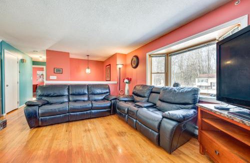 Merrimack House | Pet-Friendly Merrimack Home with Grill 8 Mi to Mall