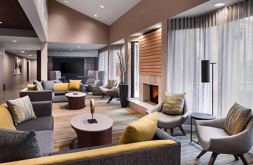 Middletown Hotel | Pet-friendly Property, Two Swimming Pools! Spacious Unit!