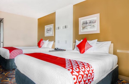 Wichita Falls Hotel | Pet-Friendly Queen Bed Room – Free Parking & Ideal for Budget Travelers