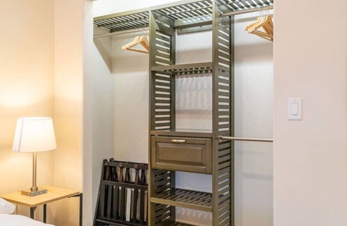 Badger Apartment | PET FRIENDLY-The Alaska Brown Hill Retreat 2.0