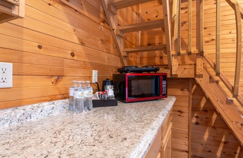 Bethlehem Cabin | Pet Friendly White Mountains Cabin with Lake