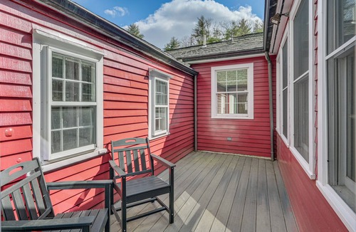 Dover House | Pet-Friendly Yard: Boston Area Home Near Gillette