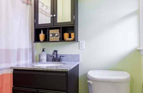 Avon House | Picture Perfect 3 bedroom Ranch with Two-Car Garage