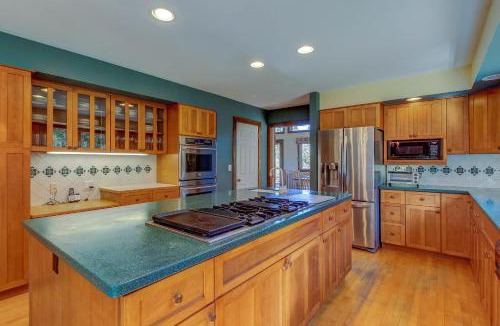 Brownsville House | Place of Peace and Quiet