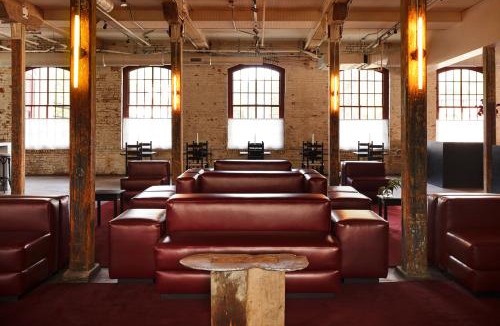 Oakdale Hotel | Pocketbook Hotel and Baths