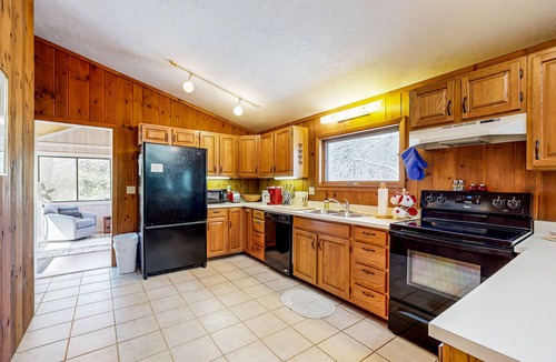 Moultonborough House | Pond & mountain view cabin with fireplace, workstation, W/D, deck, & internet
