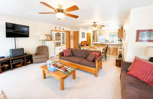 Jefferson Township Apartment | Pool Access, Fireplace & Wooded Setting