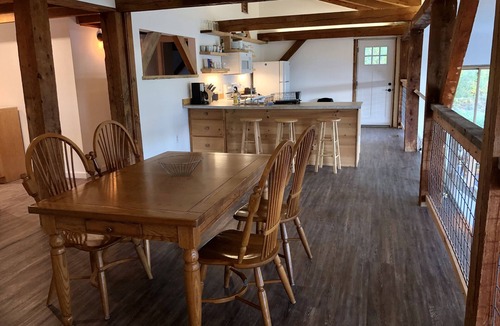 Rumney House | Post & Beam Chalet w/Stunning Lake & Mountain Views