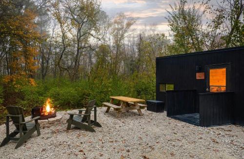 Osceola Other | Postcard Cabins Ozark Highlands, Outdoor Collection by Marriott Bonvoy
