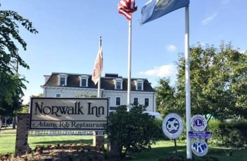 Norwalk Hotel | Premier 2 Double Bedroom