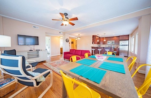 Kansas City Condo | Premium Condo on The Plaza!
