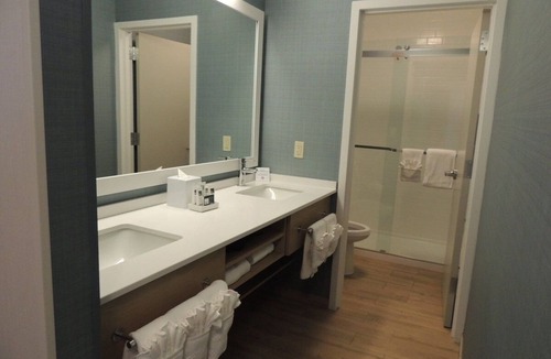 Medical Center Area Hotel | Premium King Room, The Inn at Longwood Medical, Comfortable Stay, Next to HMS