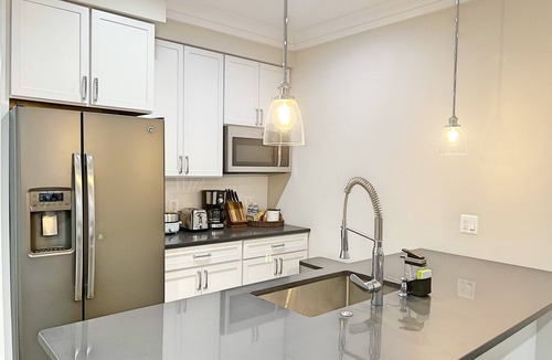Georgetown Apartment | Private 2BR Suite in Georgetown - Free Parking, Walk to Campus & M St