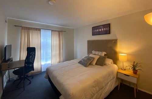 Aspen Hill House | Private 3 bed 2 bath apartment with all amenities