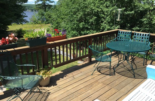 Cumberland Center House | Private 4 bedroom Cumberland Lake House
