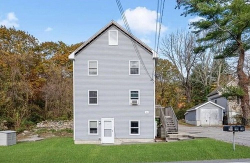 Pawcatuck Apartment | Private Apt 1 mile from Downtown Westerly. Short drive to Mystic & Casinos