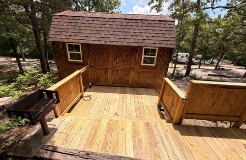 Kimberling City Hotel | Private Cabin Near Table Rock Lake! Room