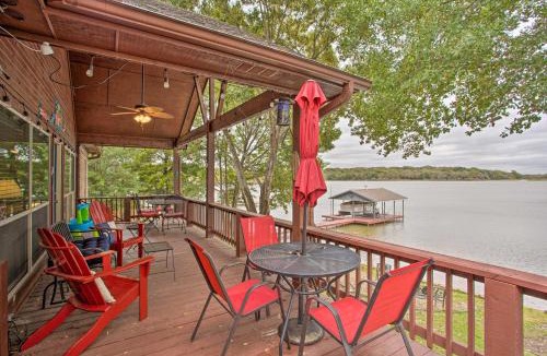 Log Cabin House | Private Dock & Fire Pit: Cedar Creek Lake Home