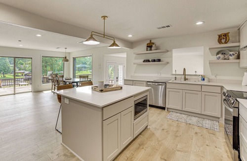 Eustace House | Private Dock: Waterfront Cedar Creek Lake Home