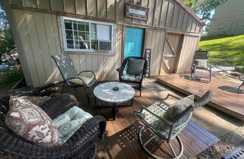 North Kansas City House | Private KC Bungalow Patios, Fire Pit & FIFA 2026