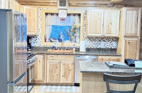 Fairbanks Cabin | Private Log Cabin in Goldstream Valley of Fairbanks