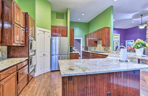 Argyle House | Private Pool: Spacious & Vibrant Argyle Villa!