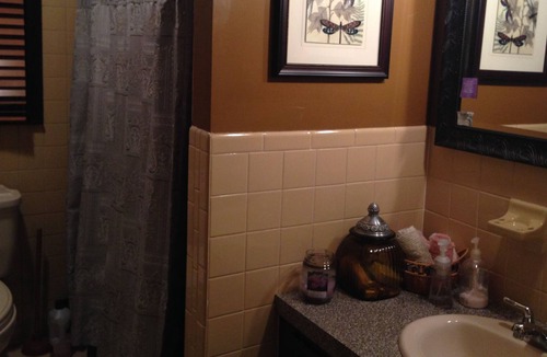 Westfield House | Private, quiet room in a home in the suburbs. Easy access to main interstates.