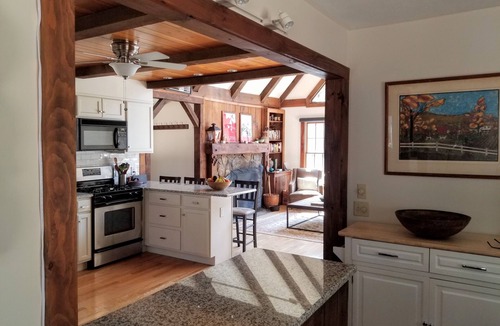 New Marlborough House | Private Woodland Getaway minutes from Ski Butternut