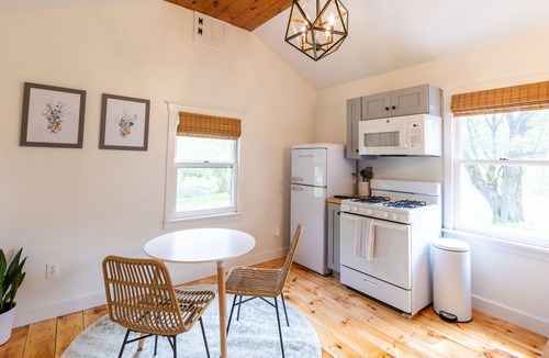 Kittery Cottage | Private Woodland Cottage Near Beaches and Shopping